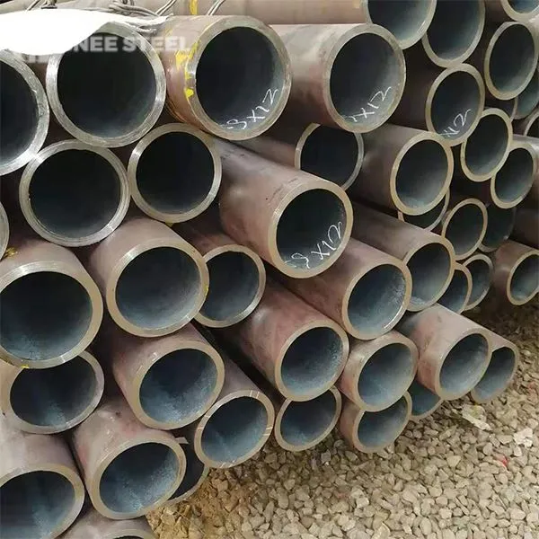 A519 razred 1026 brezšivna cev