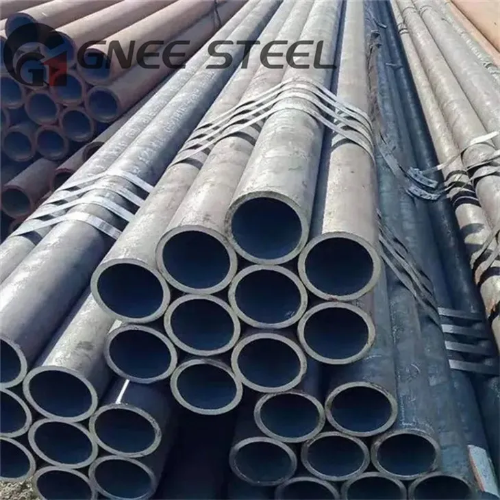 DIN 1629 strukturna brezšivna cev