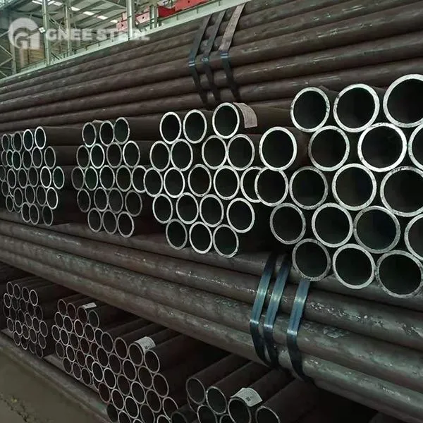 Brezšivne jeklene cevi DIN 17175 St35.8