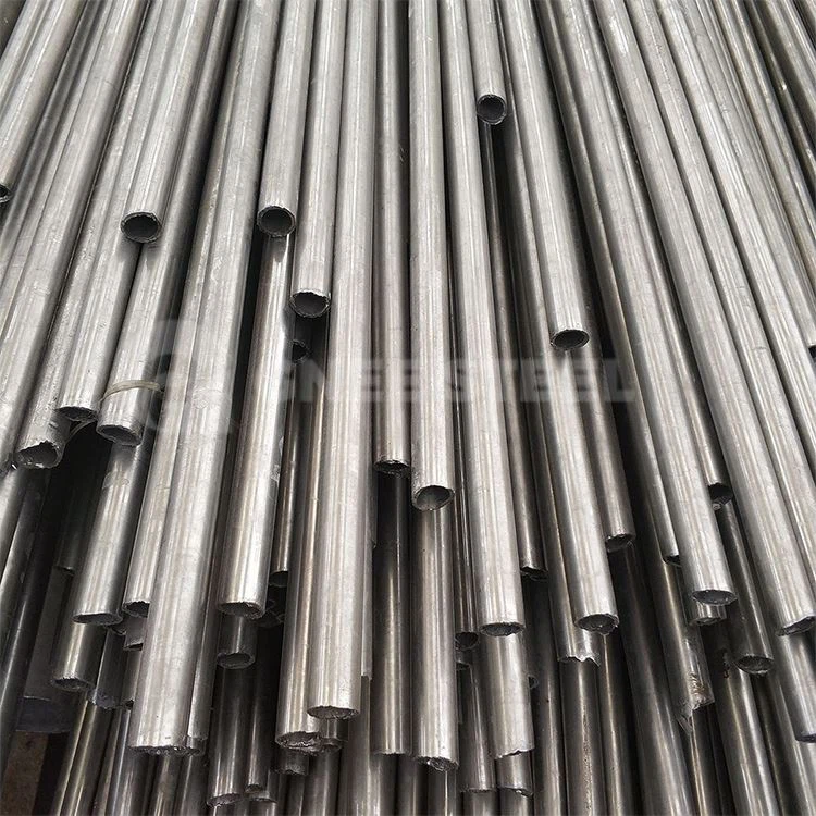 Brezšivna jeklena precizna cev ST45